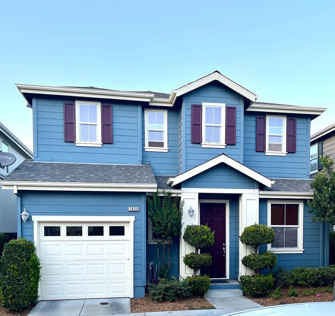 7835 Dickens Way photo 1