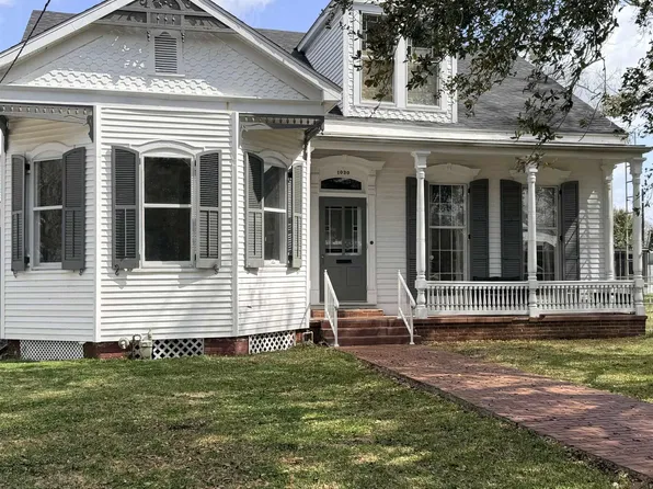 1030 2nd St, Morgan City, LA 70380