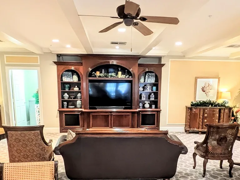 1064 N Tamiami Trl #1325 — Photo 33