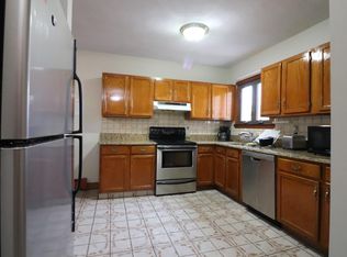 1123 Cambridge St #1D, Cambridge, MA 02139