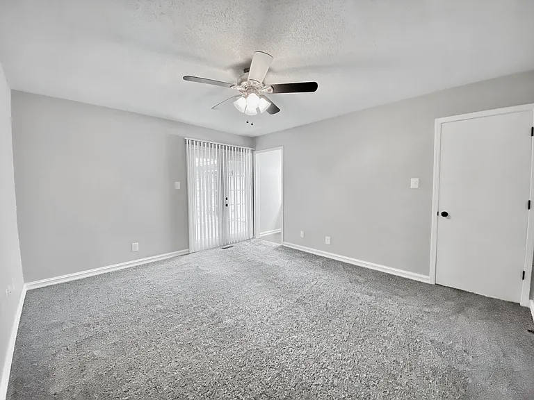 11473 S Emerson Pl — Photo 12