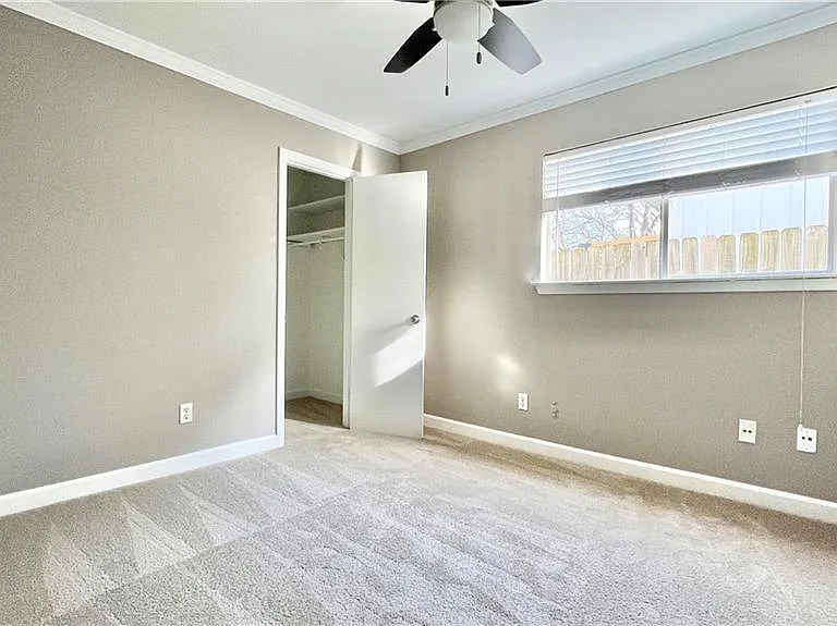 11909 Hardwood Trl — Photo 7