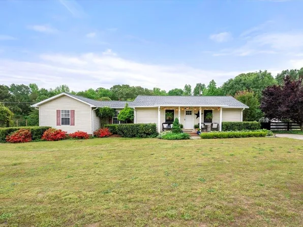 2209 Rabun Church Rd, Gray Court, SC 29645