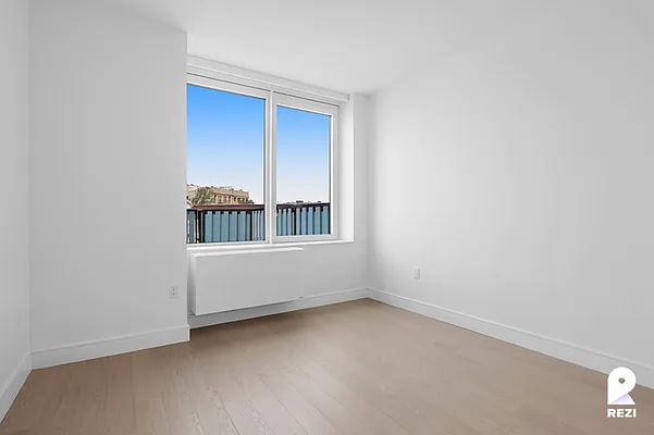 Rented by REZI | media 47