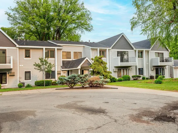 4010 E 52nd St APT 204, Minneapolis, MN 55417