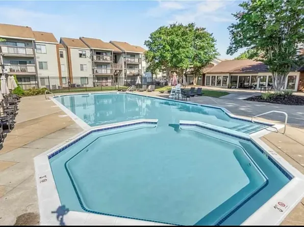 30 Pacific Dr Unit 1, Hampton, VA 23666