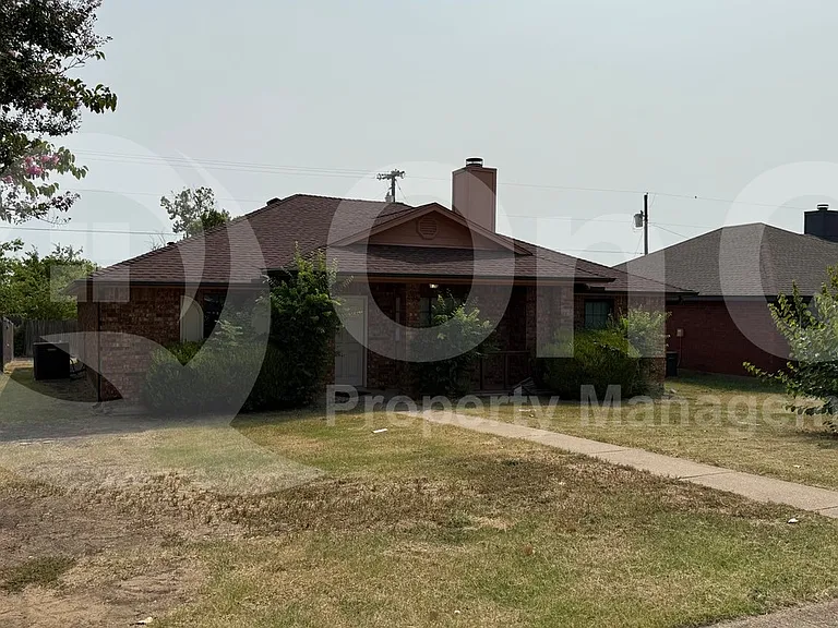 853 W Wintergreen Rd — Photo 1