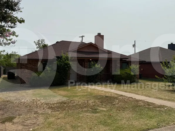 853 W Wintergreen Rd, Lancaster, TX 75134