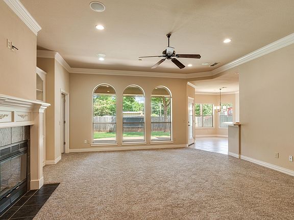 4th image of 4927 Cypress Ave