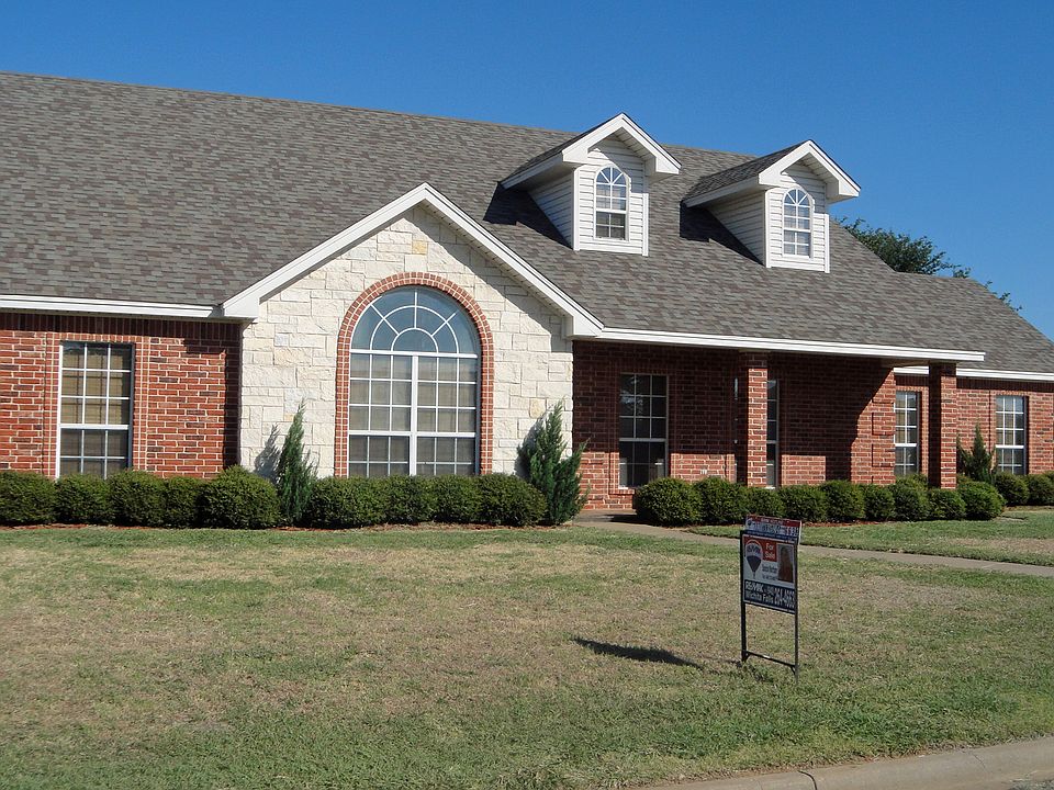 1st image of 1068 Jan Lee Dr