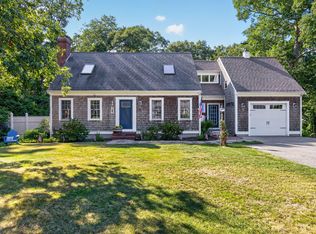 11 Burbank Street, Sandwich, MA 02563