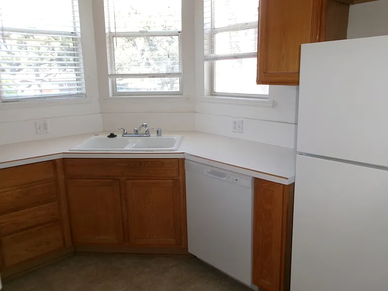 1521 San Pascual St #D — Photo 9