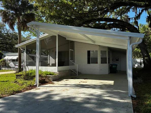 872 W Colonial Cir, Daytona Beach, FL 32117