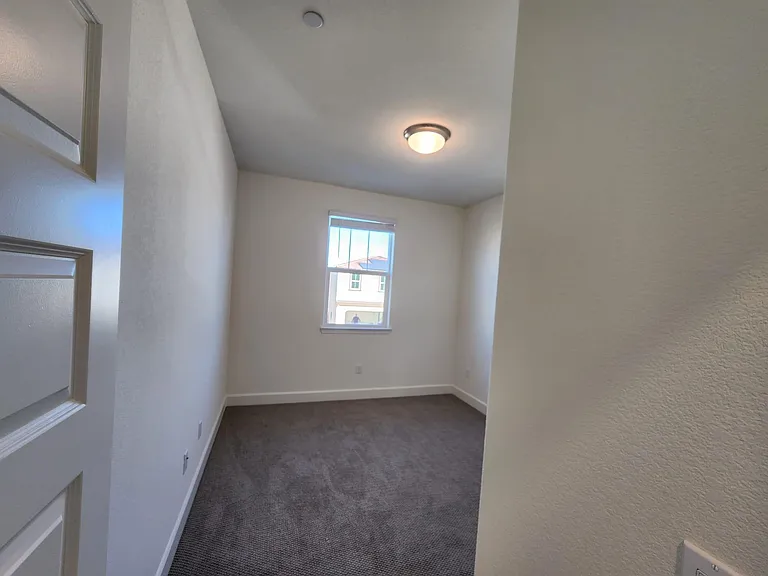 2024 Shale St — Photo 7
