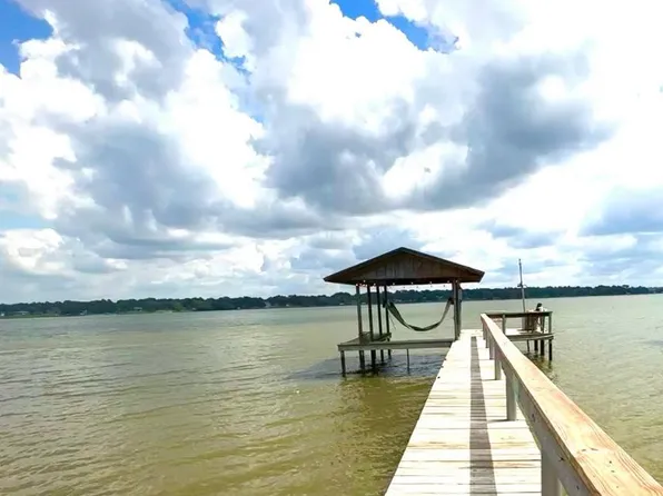 318 Overlook Trl, Mabank, TX 75156