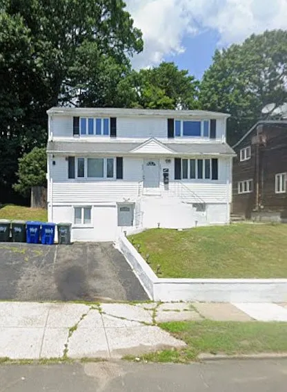 464 Merritt St