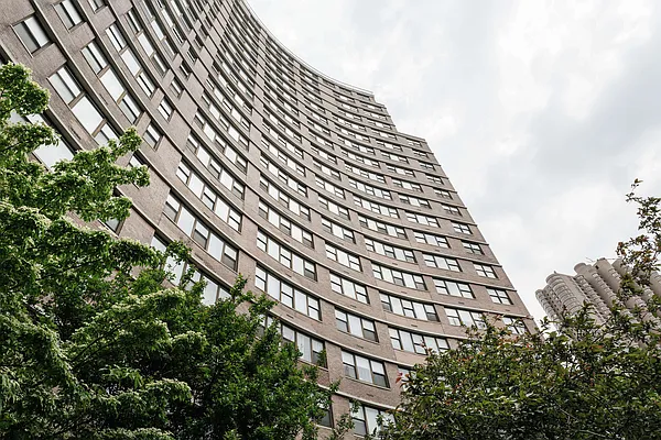 Sold by Compass | media 14