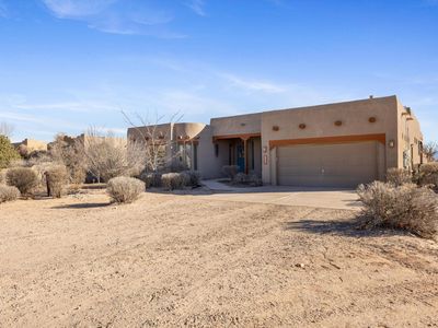 724 4th St NE, Rio Rancho, NM, 87124