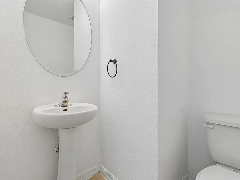 1009 Culbreath Green Ct — Photo 12