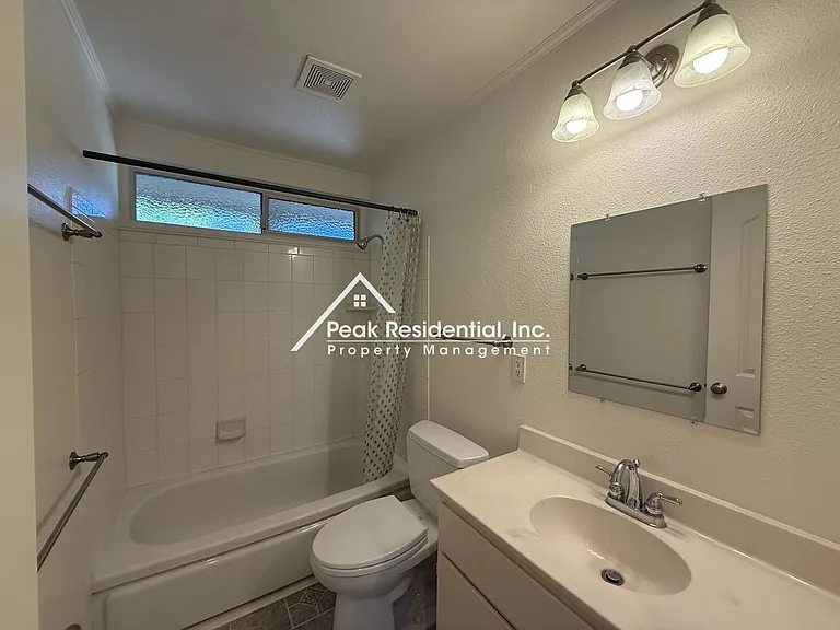 4301 Cottage Way — Photo 19