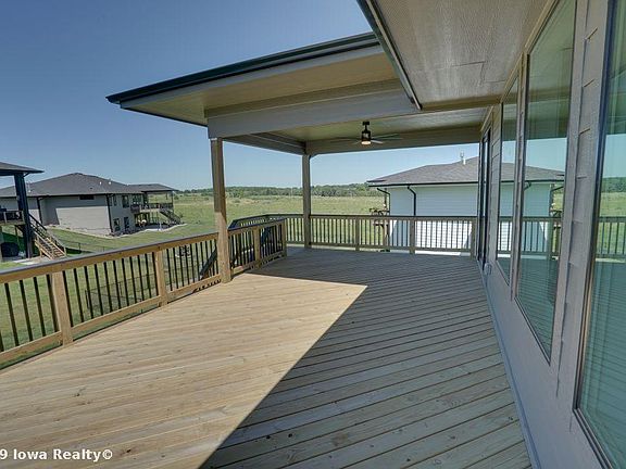 5th image of 9153 Yarrow Ct