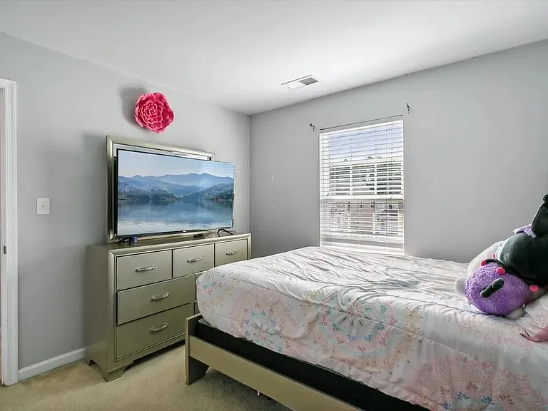 622 Newman Dr — Photo 22