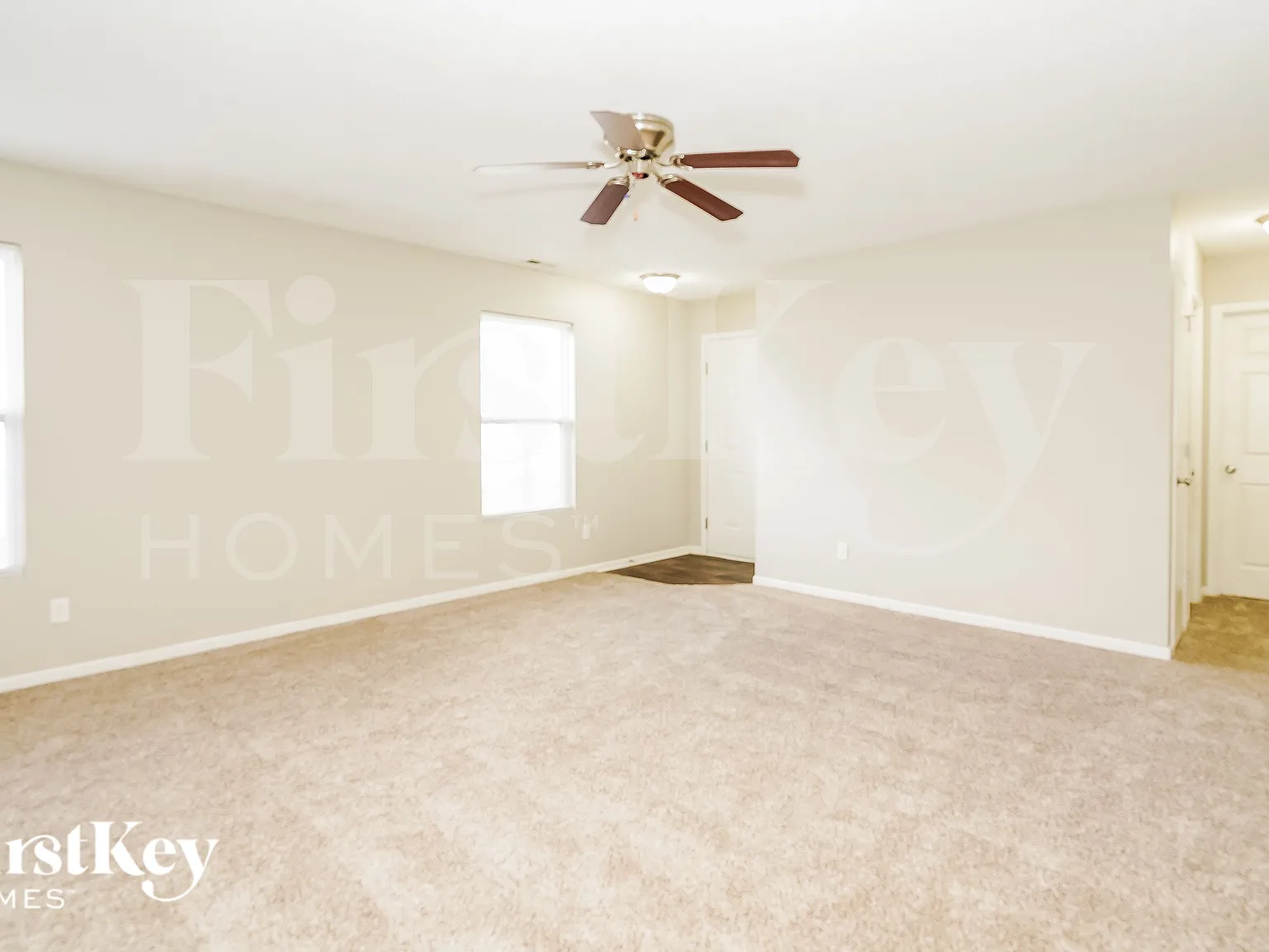3 bed, 1.0 bath, 1220 sqft, $1,850 — Photo 3