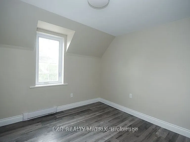 1429 Meadow Dr #2 — Photo 11