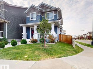 1275 Chappelle Blvd SW, Edmonton, AB T6W3R1
