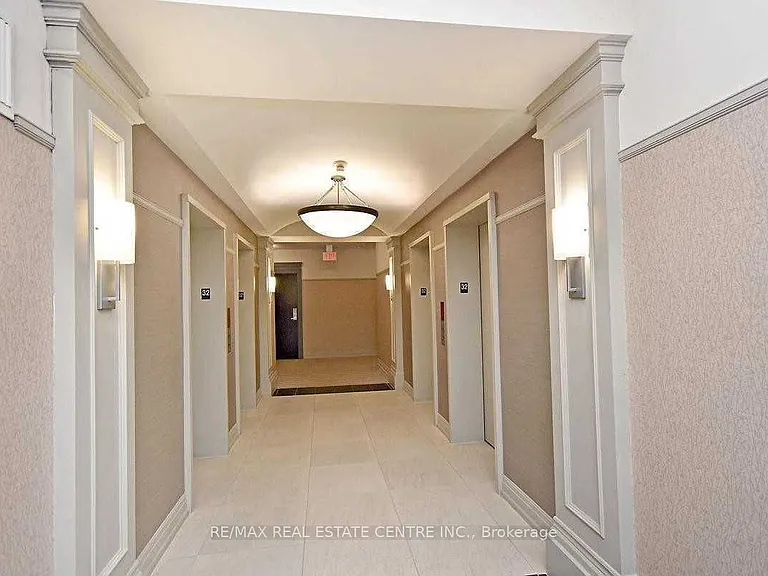 388 Prince Of Wales Dr #3206 — Photo 4