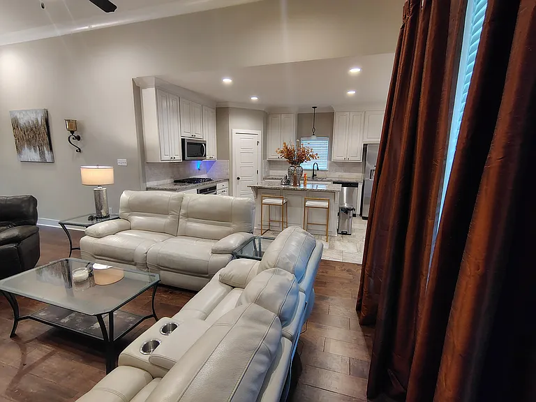 30004 Sanctuary Blvd — Photo 2