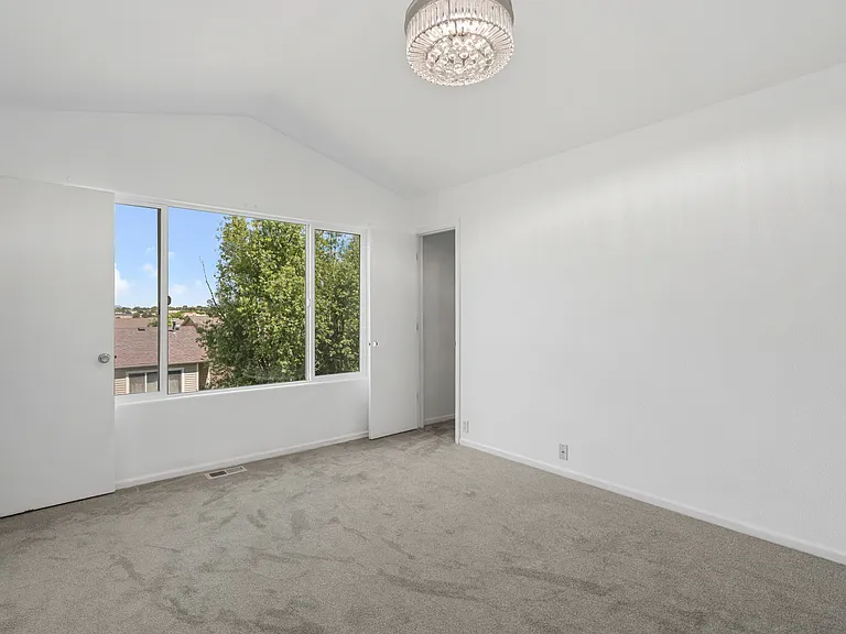 7326 Village Meadows Dr — Photo 21