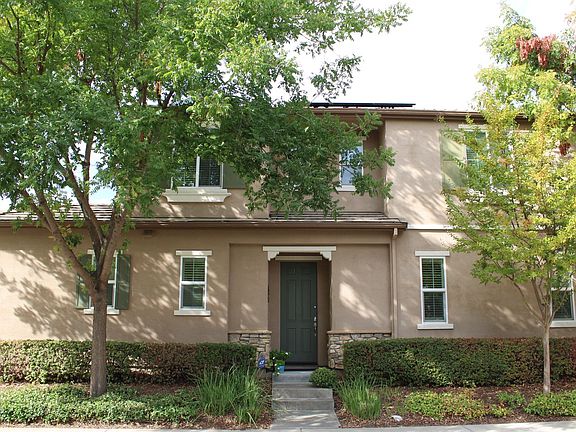 2nd image of 267 Barnhill Dr