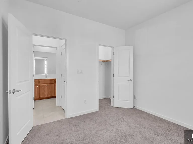 4435 Cash Dr — Photo 4