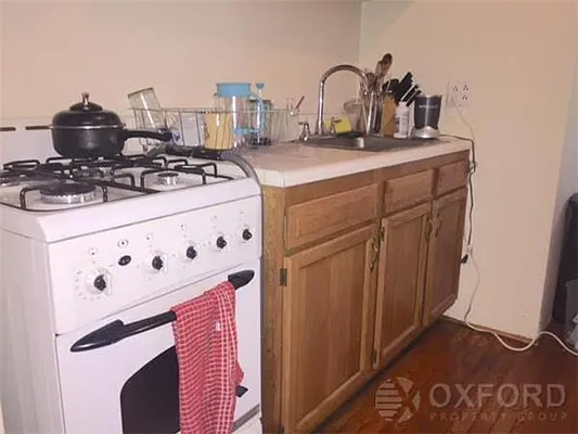 Rented by Oxford Property Group | media 48