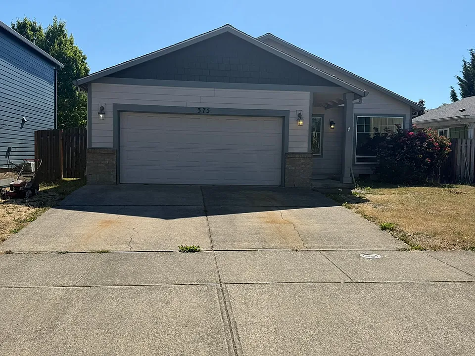 375 Twister St NE