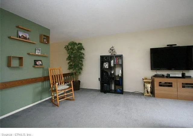 1 Cherokee Ct — Photo 3