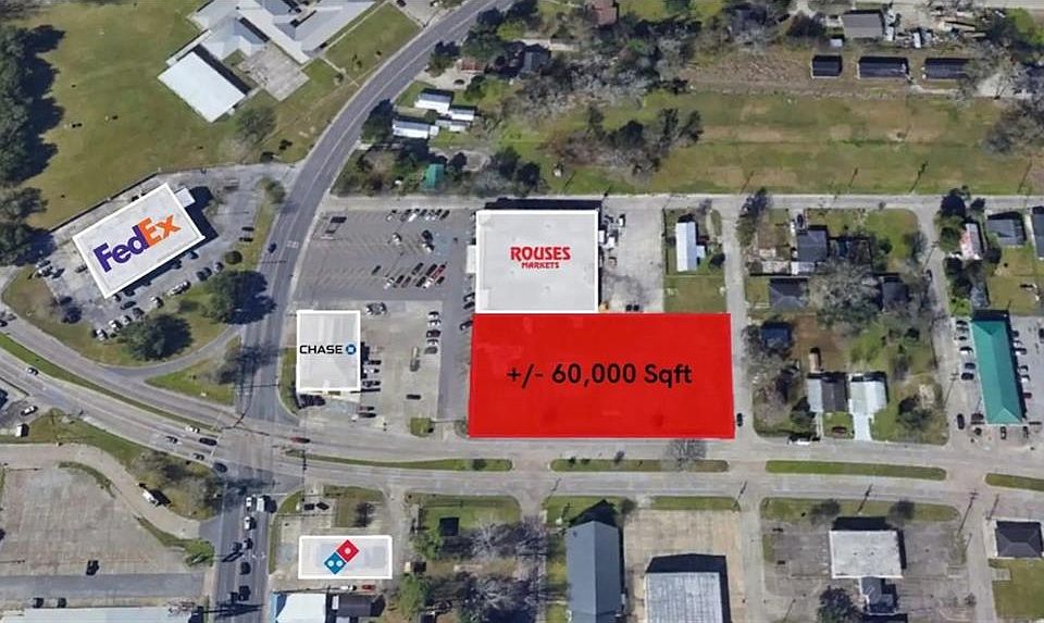 2nd image of 561 Grand Caillou Rd