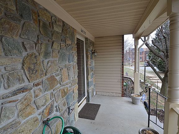 4th image of 6022 Buttercup Ct