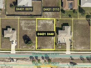 1133 Trafalgar Pkwy, Cape Coral, FL 33991