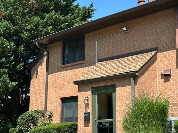 700 Ardmore Ave APT 524, Ardmore, PA 19003