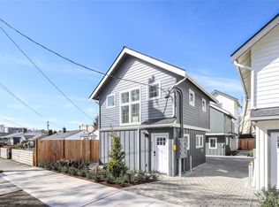 9035 15th Ave SW, Seattle, WA 98106