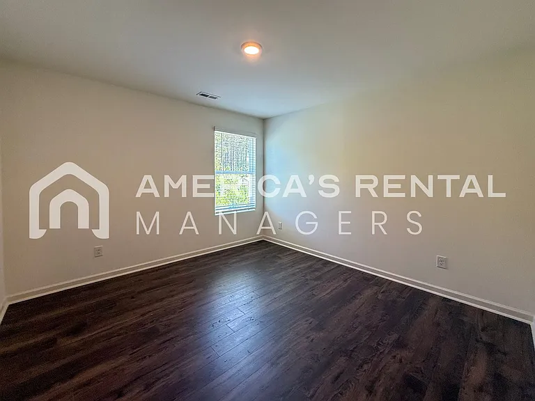 17970 April Leigh Cir — Photo 28