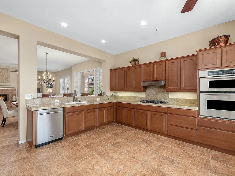 49 Vista Mirage Way — Photo 19