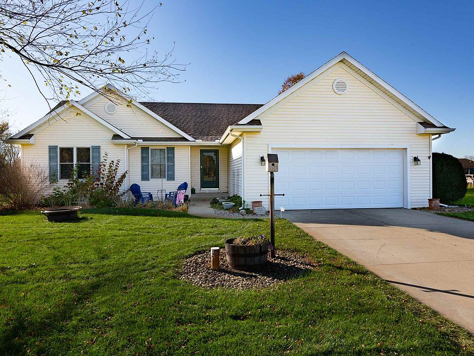 1st image of 58419 Garfield Dr