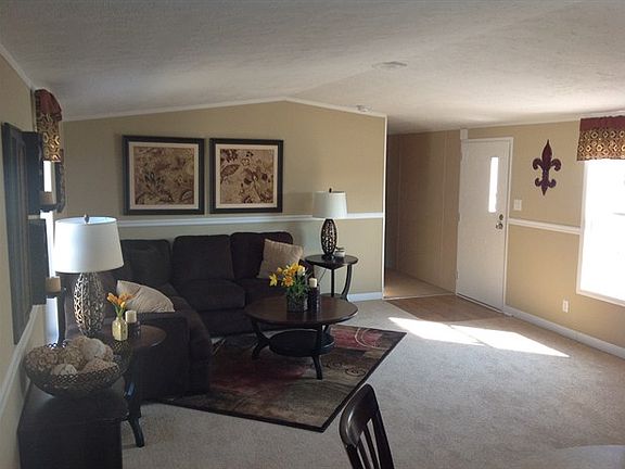 4th image of 308 N Washington Hwy #33