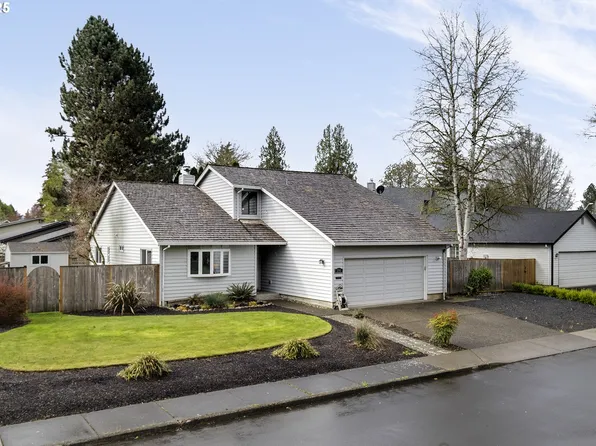 290 NE Donelson St, Hillsboro, OR 97124