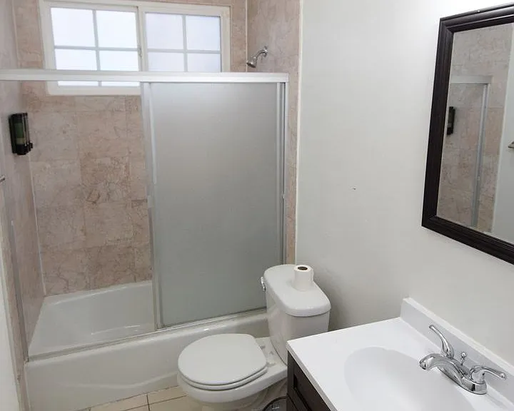 10385 W Olympic Blvd — Photo 13