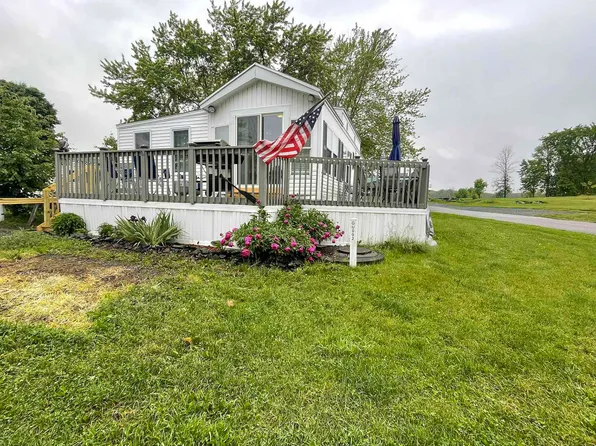 2 Gull Lane, South Hero, VT 05486