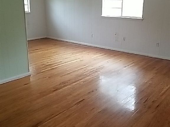 4th image of 2229 NW 40th St